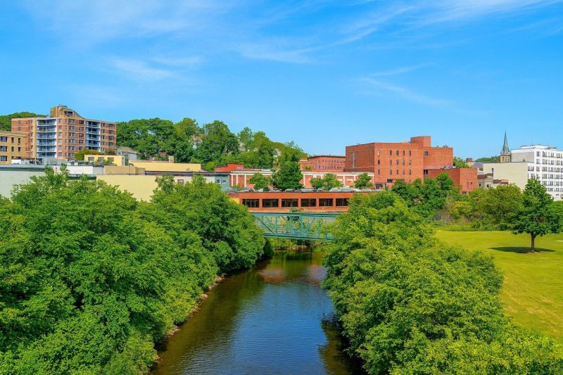 Best Bathtub Installation pros in Fitchburg, MA